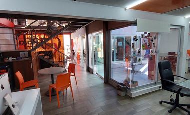 RENTA | Edificio de 336 m2 en 3 niveles, Arboledas del Parque, Qro.