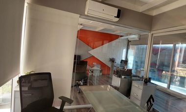 RENTA | Edificio de 336 m2 en 3 niveles, Arboledas del Parque, Qro.