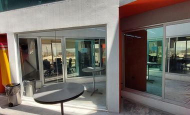 RENTA | Edificio de 336 m2 en 3 niveles, Arboledas del Parque, Qro.