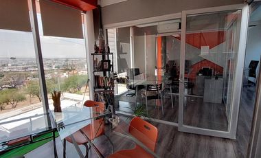 RENTA | Edificio de 336 m2 en 3 niveles, Arboledas del Parque, Qro.