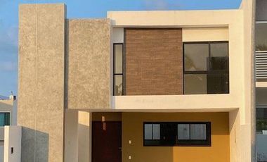 Casa con 3 recámaras y 160 m2 de terreno en venta, Lomas del Dorado en Boca del Rio