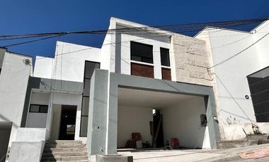 Casa en  Venta en Prados de la Silla, Monterrey NL