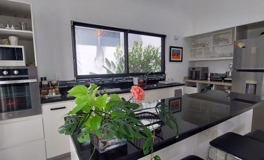 Casa en Fraccionamiento Burgos Bugambilias