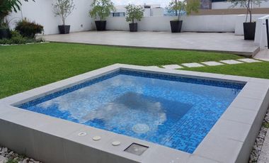 Casa en Fraccionamiento Burgos Bugambilias