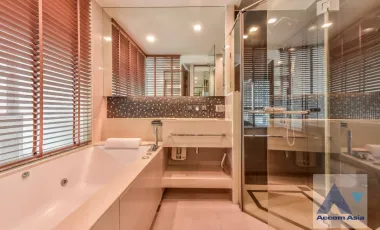 2 BR Condominium @The Address Sathorn (AA34782)