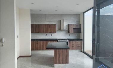 CASA EN VENTA FRACCIONAMIENTO TARRAGONA RESIDENCIAL