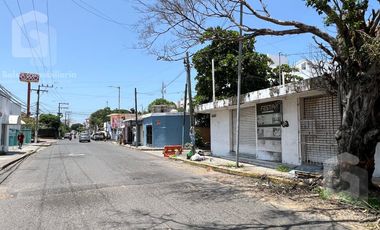 Local en Renta en Esquina sobre Via Muerta