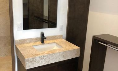 CASA EN VENTA LOMAS DE CHAPULTEPEC