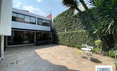 Preciosa casa a la venta en Lomas de San Ángel Inn.