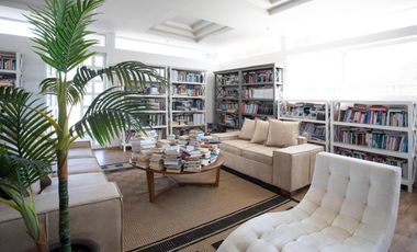 Casa en condominio en  Mansión en venta en La Hacienda