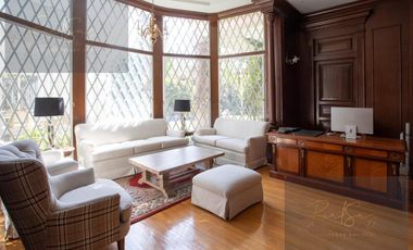 Casa en condominio en  Mansión en venta en La Hacienda