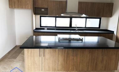 CASA EN VENTA LOMAS DE CHAPULTEPEC