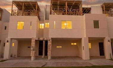 Villa amueblada en venta en Chicxulub Puerto