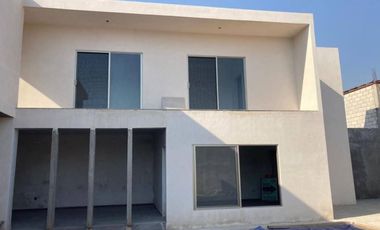 Casa - Fraccionamiento Brisas