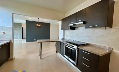 LOMAS VERDES. departamento en venta