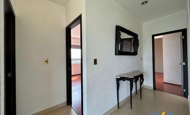 LOMAS VERDES. departamento en venta