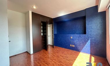 LOMAS VERDES. departamento en venta