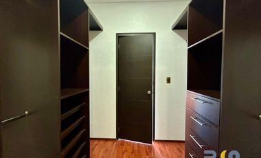 LOMAS VERDES. departamento en venta