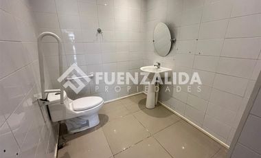 Local Comercial en Arriendo en 4 Poniente