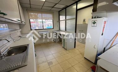 Local Comercial en Arriendo en 4 Poniente