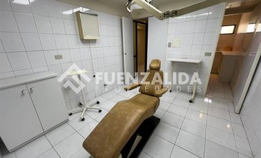 Local Comercial en Arriendo en 4 Poniente