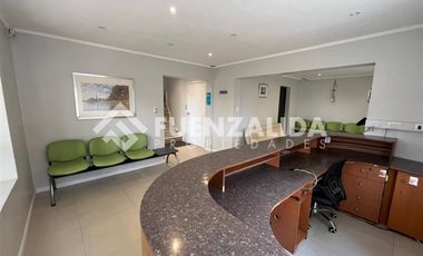 Local Comercial en Arriendo en 4 Poniente