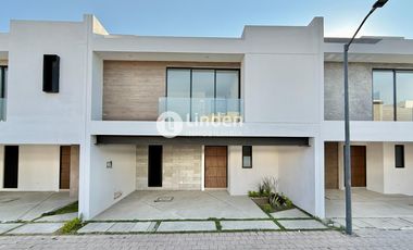 CASA EN VENTA EN FRACCIONAMIENTO ALTANA, ZONA SAN PEDRO CHOLULA