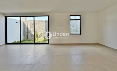 CASA EN VENTA EN FRACCIONAMIENTO ALTANA, ZONA SAN PEDRO CHOLULA