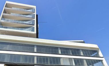 ultimo Local en  VENTA con terraza sobre carr nacional Monterrey