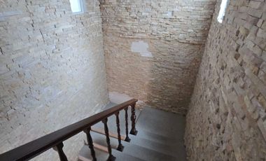 Casa en VENTA a 1.5 km de AV. UNIVERSIDAD, Cuernavaca Morelos.