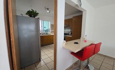 Casa en VENTA a 1.5 km de AV. UNIVERSIDAD, Cuernavaca Morelos.