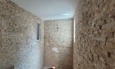 Casa en VENTA a 1.5 km de AV. UNIVERSIDAD, Cuernavaca Morelos.