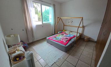 Casa en VENTA a 1.5 km de AV. UNIVERSIDAD, Cuernavaca Morelos.