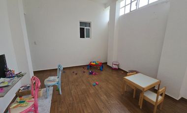 Casa en VENTA a 1.5 km de AV. UNIVERSIDAD, Cuernavaca Morelos.