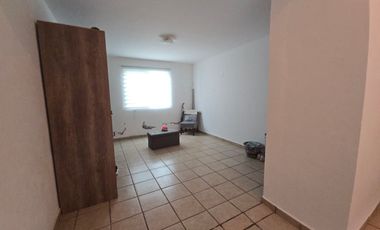 Casa en VENTA a 1.5 km de AV. UNIVERSIDAD, Cuernavaca Morelos.