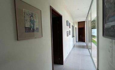 Espaciosa residencia en venta en Valladolid