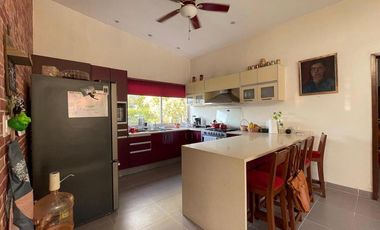 Espaciosa residencia en venta en Valladolid