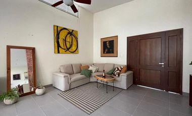 Espaciosa residencia en venta en Valladolid