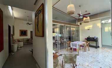 Espaciosa residencia en venta en Valladolid