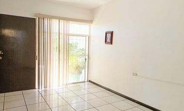 Venta de Casa - Fraccionamiento Colinas del Rio en Aguascalientes.