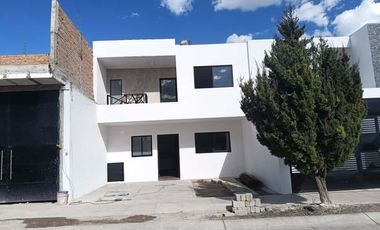 Casa en Fraccionamiento Los Naranjos, Aguascalientes