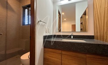 CASA EN VENTA EN CANCUN, VIA CUMBRES RESIDENCIAL