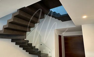 CASA EN VENTA EN CANCUN, VIA CUMBRES RESIDENCIAL