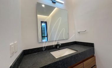 CASA EN VENTA EN CANCUN, VIA CUMBRES RESIDENCIAL