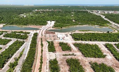 Terreno en venta frente en Lausana Residencial, Cancún