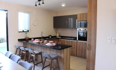 Casa en VENTA en Parque La Rioja Lomas de Angelópolis Cholula Puebla.