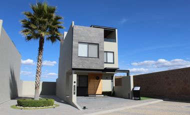 Casa en VENTA en Parque La Rioja Lomas de Angelópolis Cholula Puebla.
