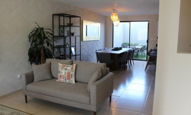 Casa en VENTA en Parque La Rioja Lomas de Angelópolis Cholula Puebla.