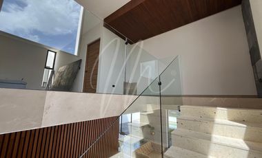 Casa en venta en Cancun Lagos del sol