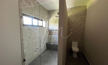 Casa en venta en Cancun Lagos del sol